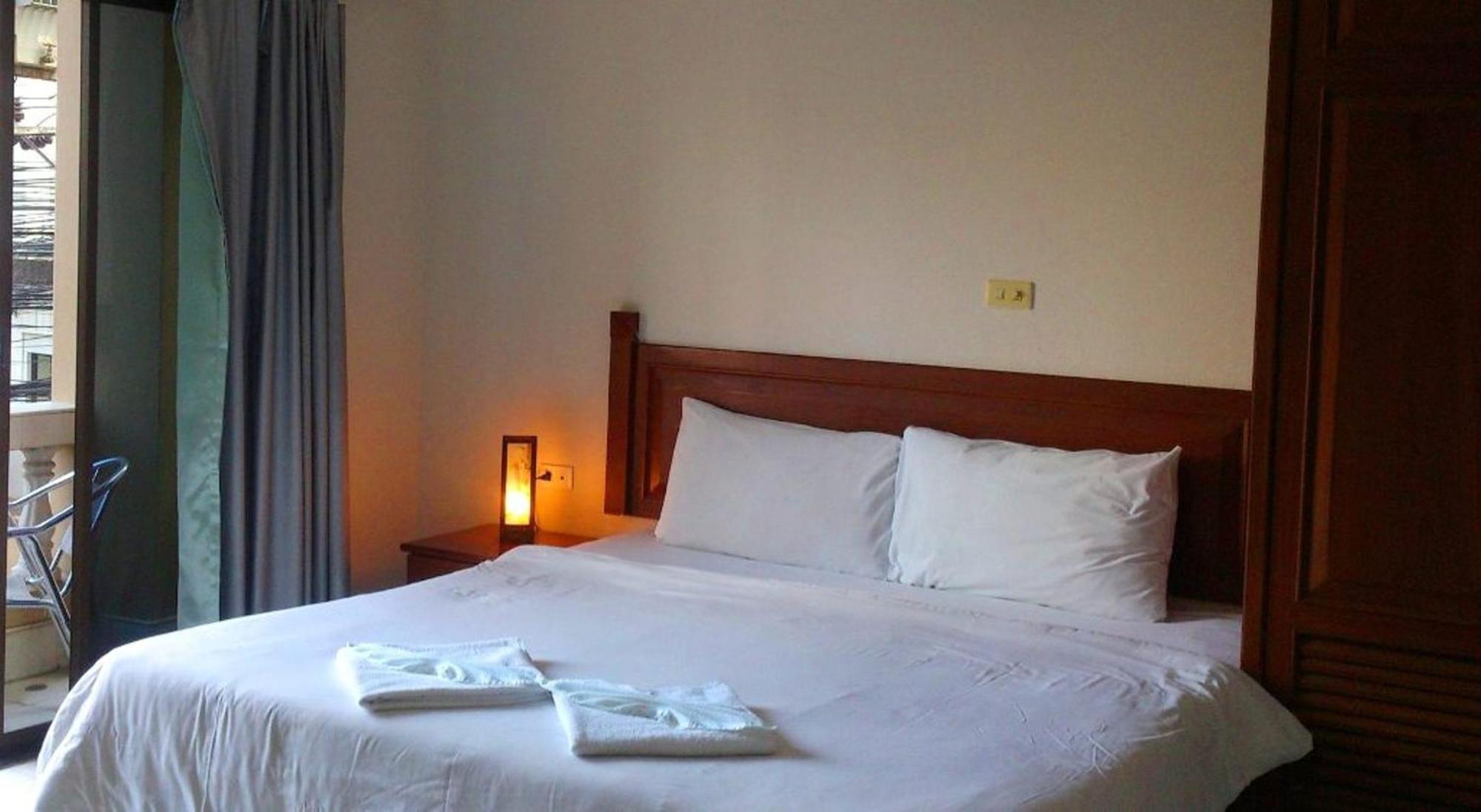 Hotel Sawasdee Mansion Patong Exterior foto
